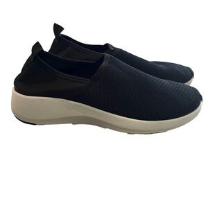 Otbt Women’s Royce Slip On Sneakers
